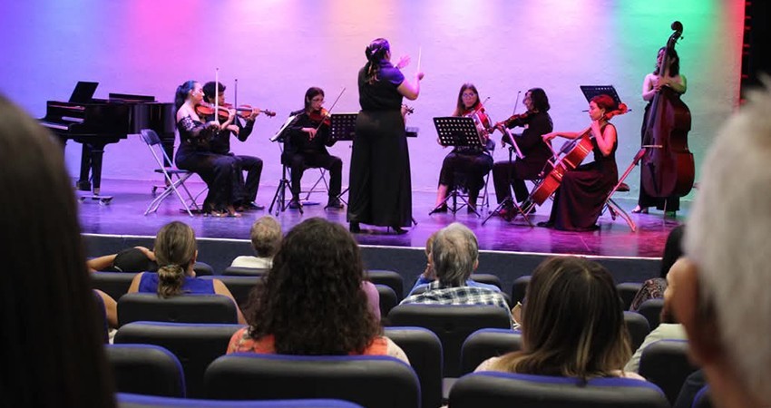 Invita UABCS al concierto un -Cuento de Navidad-