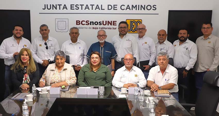 Gobierno de BCS ejerce 92 MDP para mejoramiento de caminos estatales