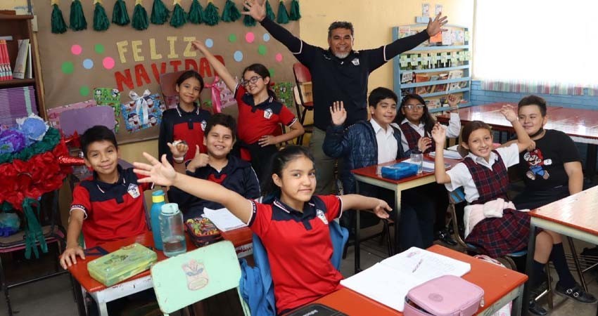 155 mil estudiantes del nivel básico en BCS inician vacaciones