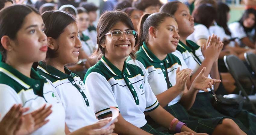 Logra SEP cobertura del 87.5 por ciento en nivel medio superior en BCS