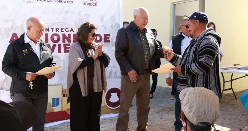Gobierno de BCS suma más familias con vivienda digna y segura: Castro Cosío