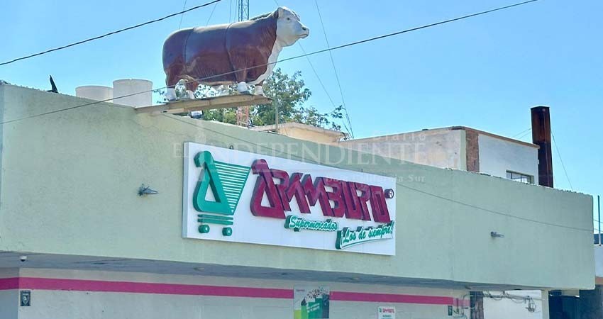 En la incertidumbre empleados de Aramburo Supermercado tras la adquisición de Chedraui