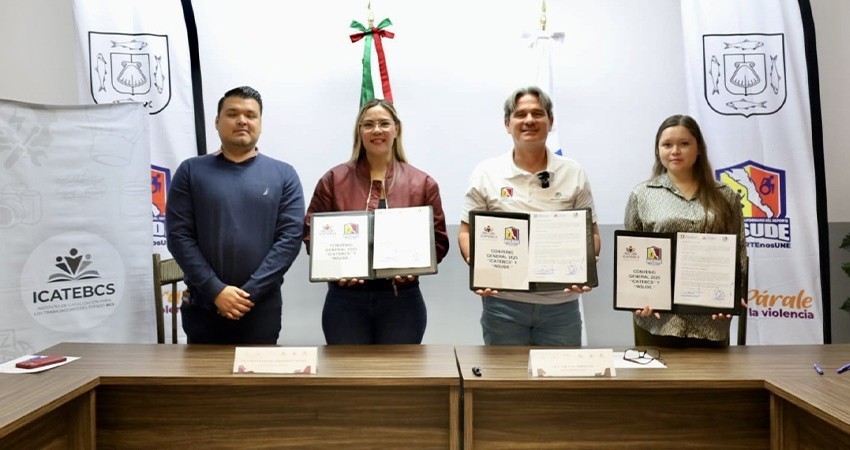 Logran firma de convenio entre institutos de ICATEBCS e INSUDE