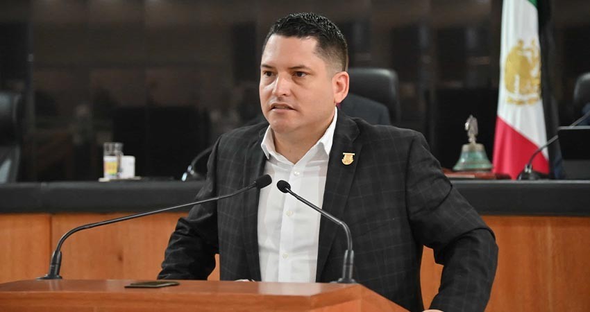 El legislador Erick Agúndez exhortó al senado a dictaminar iniciativas en materia de Educación ambiental