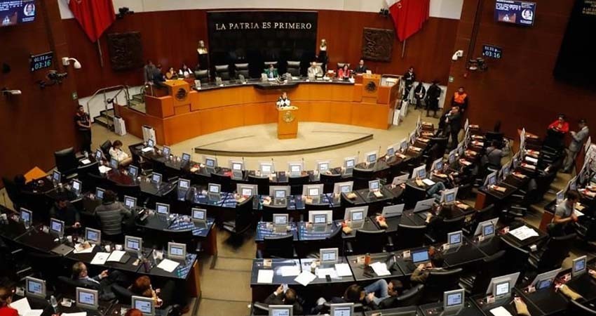 Avanza en el Senado reforma al Infonavit que crea empresa constructora