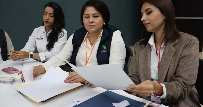 Participan más de 500 docentes en Foro del Nuevo Sistema para Maestras y Maestros