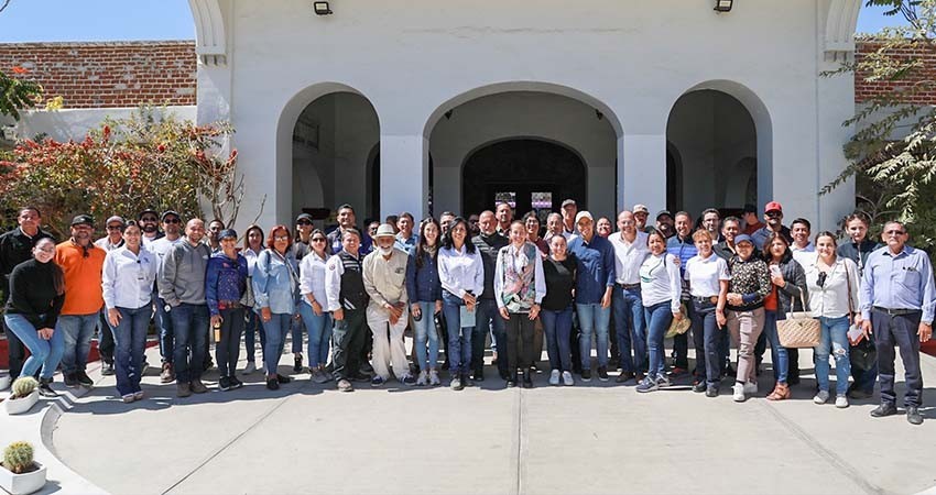 Preside Milena Quiroga mesa de trabajo para el desarrollo sustentable de Todos Santos