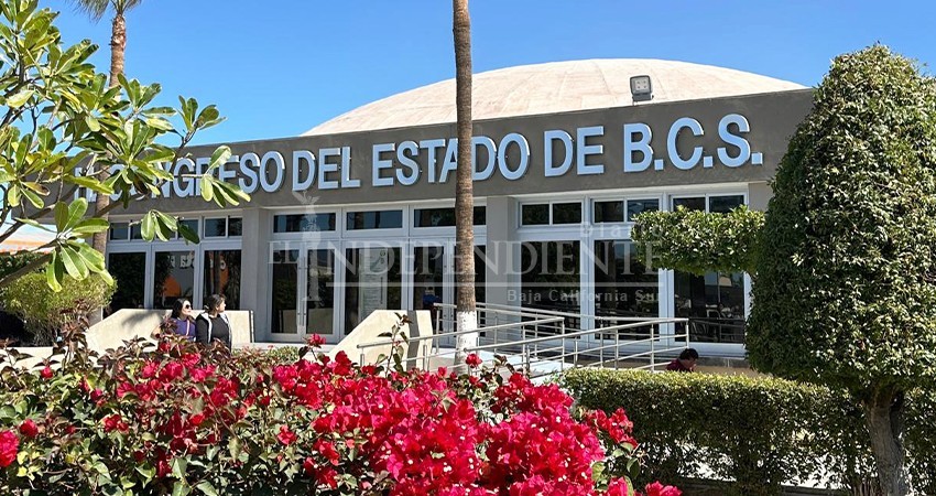 Ratifican solicitud de desafuero contra Alondra Torres; congreso turnará caso a comisiones