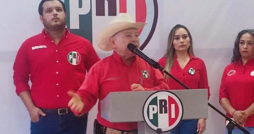 Exgobernador dice que hermana de Cuauhtémoc Blanco 'no está muy violable' y lo destituyen de su cargo en el PRI