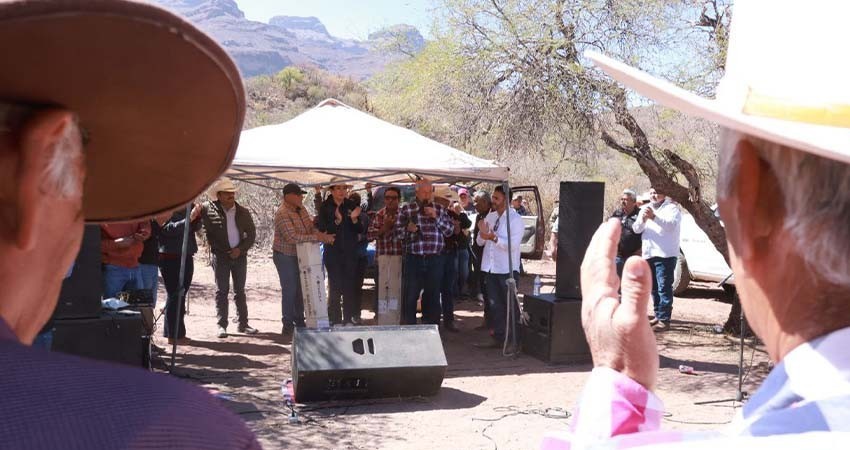 Reitera el gobernador Castro Cosío su compromiso con ganaderos de la Sierra de Guadalupe