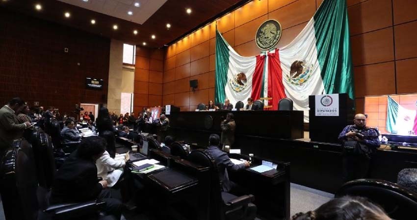 Diputados aprueban iniciativa para castigar el acecho