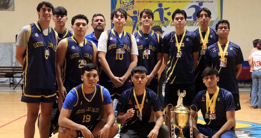 Entregan Copa Gobernador 2024 a selectivos de la UABCS
