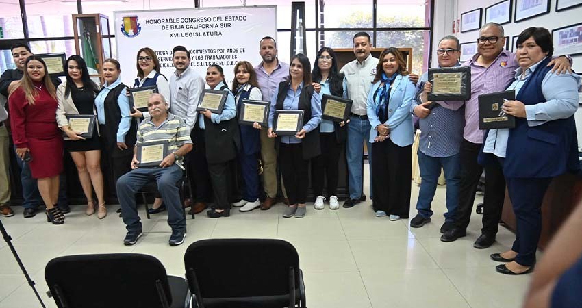 Las y los trabajadores son los cimientos del quehacer legislativo: Eduardo Van Wormer