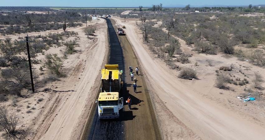 Avance del 65% en pavimentación de los Ejidos Ley Federal de Aguas en Comondú