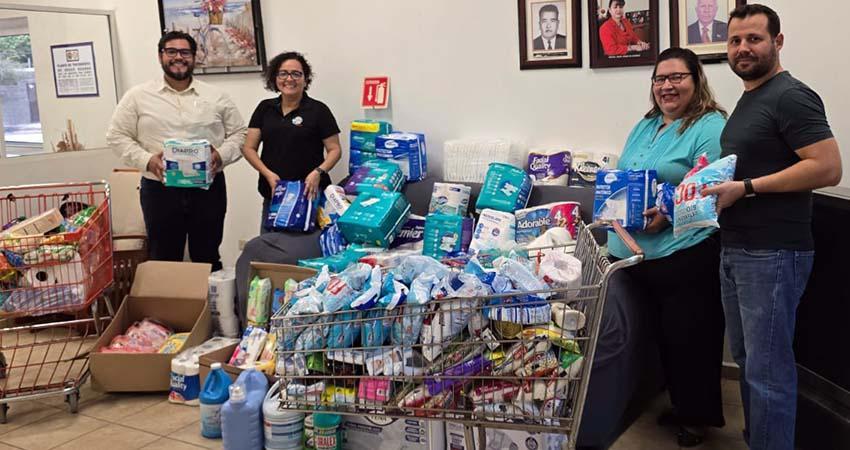 Comunidad universitaria de la UABCS realiza donación al asilo de La Paz, San Vicente de Paul