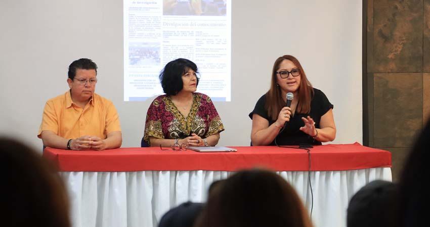 Alumnado de la UABCS presenta avances de investigación como parte del cierre semestral