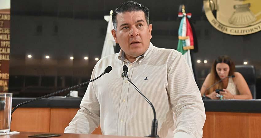 Exhortan a la SEPBCS y Patronato del Estudiante atienda problemáticas estructurales graves en la Casa del Estudiante en CDMX