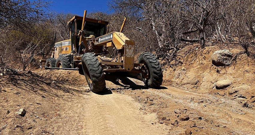 Rehabilita Ayuntamiento de La Paz más de 65 kilómetros de caminos rurales en San Bartolo