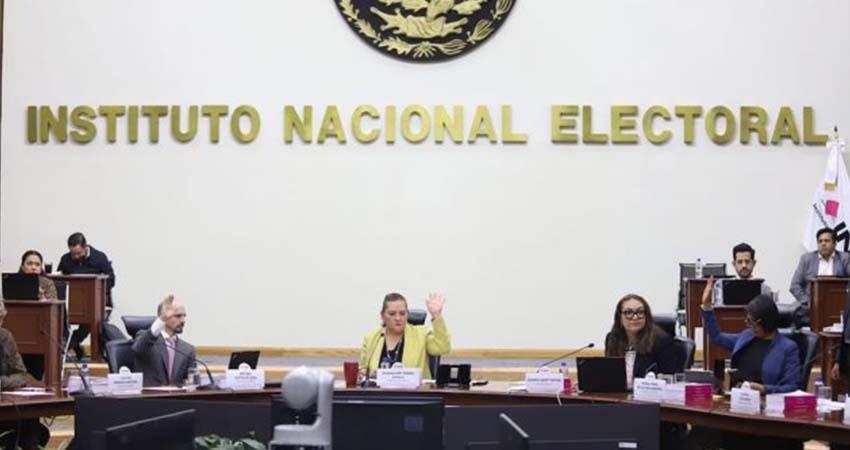 INE aprueba multa de 21.6 mdp a Morena por omitir informes de precampaña