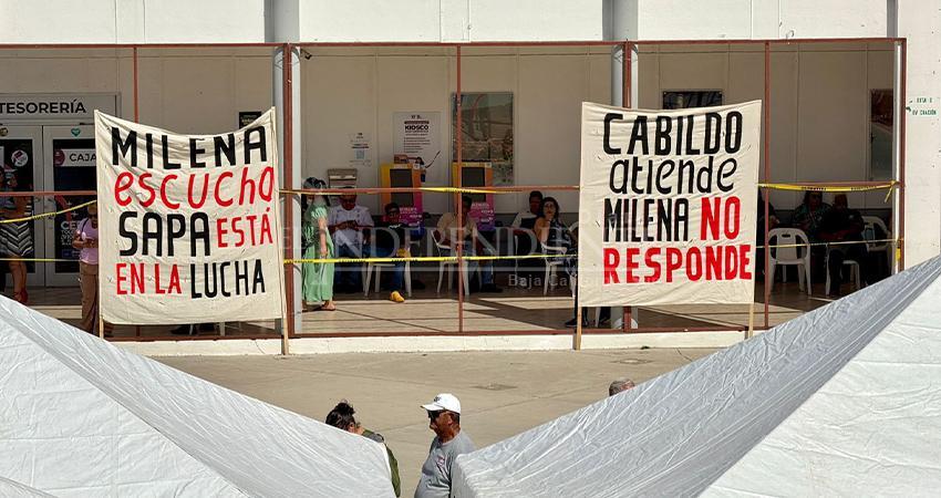 Rechazan burócratas de La Paz, que su lucha sea por poder