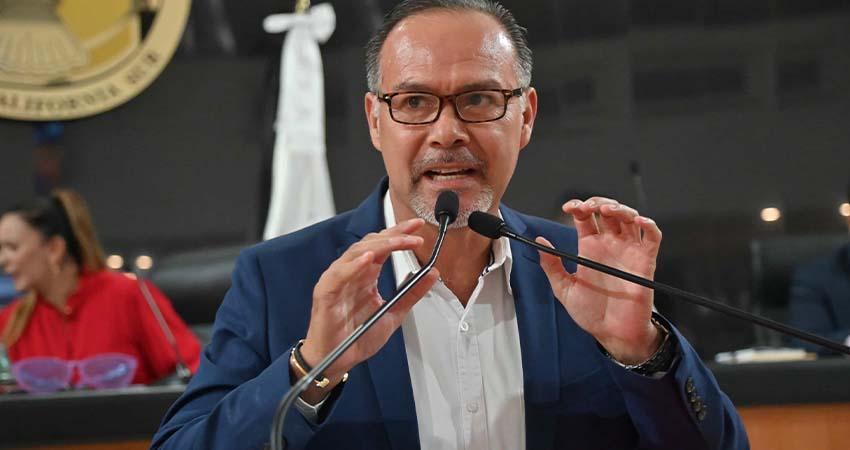 Presenta diputado Sergio Guluarte su primer informe de trabajo legislativo y de gestión