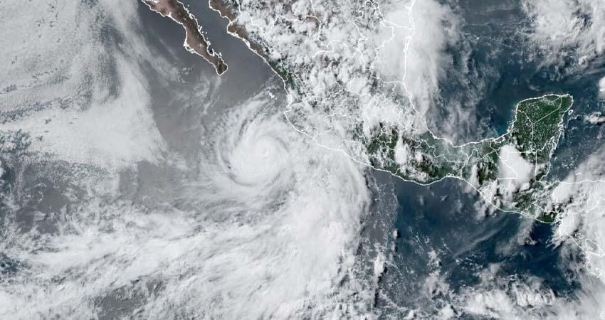 Huracán Flossie se intensifica a categoría 3