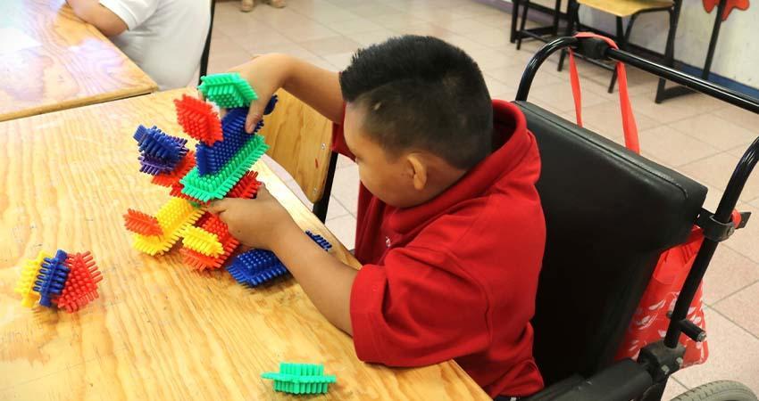 Atiende educación especial a más de 9 mil alumnos en ciclo 2024-2025