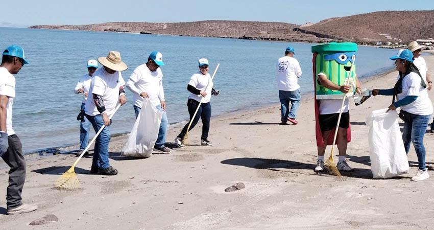 Participa la Dirección de Sustentabilidad en la limpieza de las playas Eréndira y El Sonorense