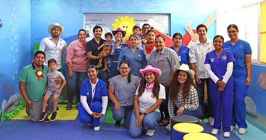 Fortalece CEREDI la participación paterna en la crianza de infantes