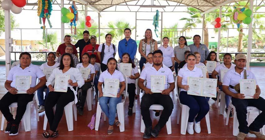 Impulsan ICATEBCS y la empresa NASE el desarrollo humano mediante la capacitación