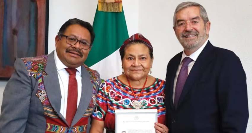 Rigoberta Menchú, Premio Nobel de la Paz, obtiene la nacionalidad mexicana