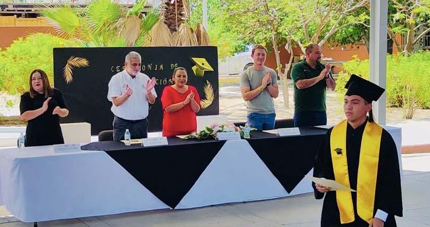 Preparan a jóvenes con discapacidad del CAM 13 para incursionar al ámbito laboral