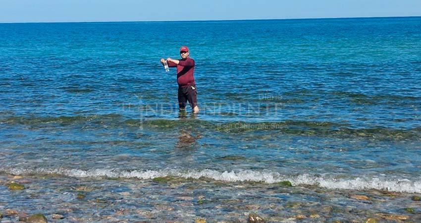 Análisis de agua, garantizan playas limpias y seguras de BCS para locales y turistas