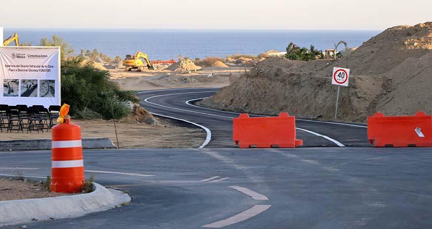 Abren a la circulación ruta alterna para desahogar tráfico en la transpeninsular por obras en glorieta Fonatur