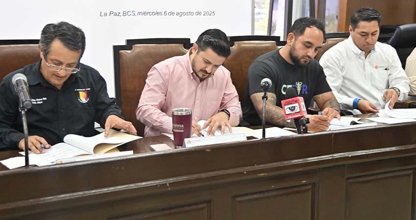 Trabajadores del Congreso serán beneficiarios en servicios para cuidado de salud familiar