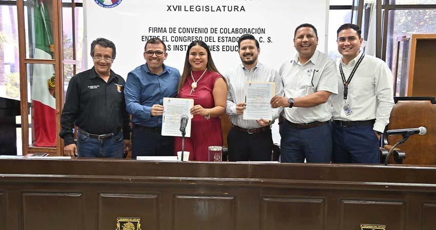 La XVII Legislatura firma convenios para beneficiar a trabajadores con estudios de postgrado y universitarios