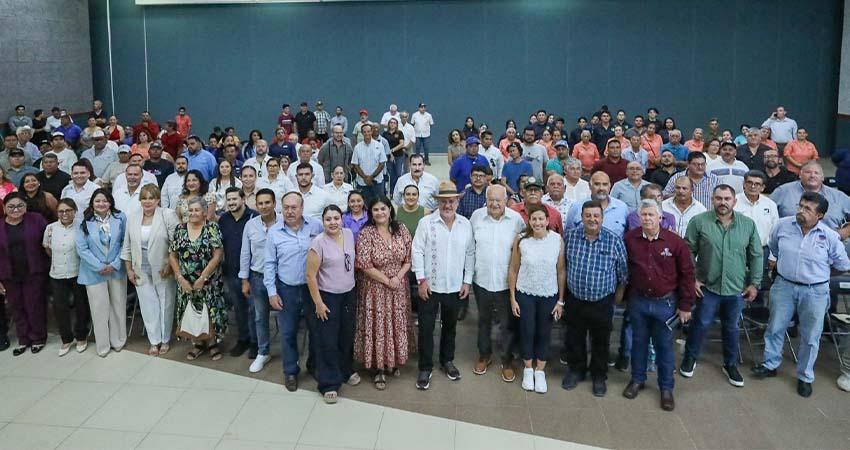 Participa la alcaldesa de La Paz en el Encuentro con Sector Pesquero y Acuícola de BCS