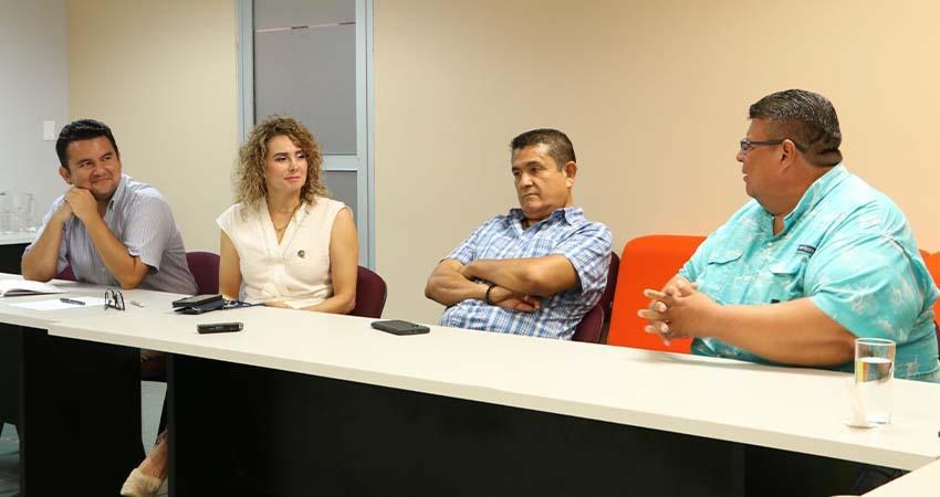 UABCS y prestadores turísticos del Malecón de La Paz exploran esquema de capacitación conjunta