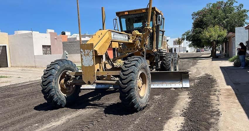 Inician trabajos de rehabilitación de vialidades en Los Planes