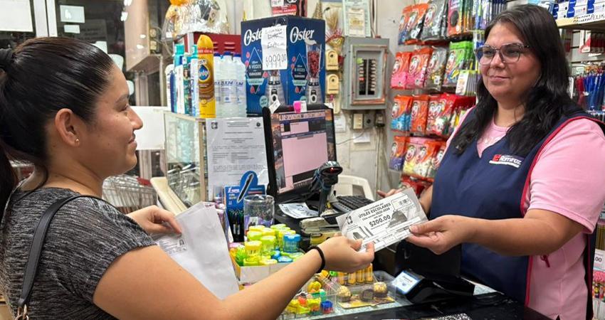 En octubre concluye el canje de vales para uniformes escolares