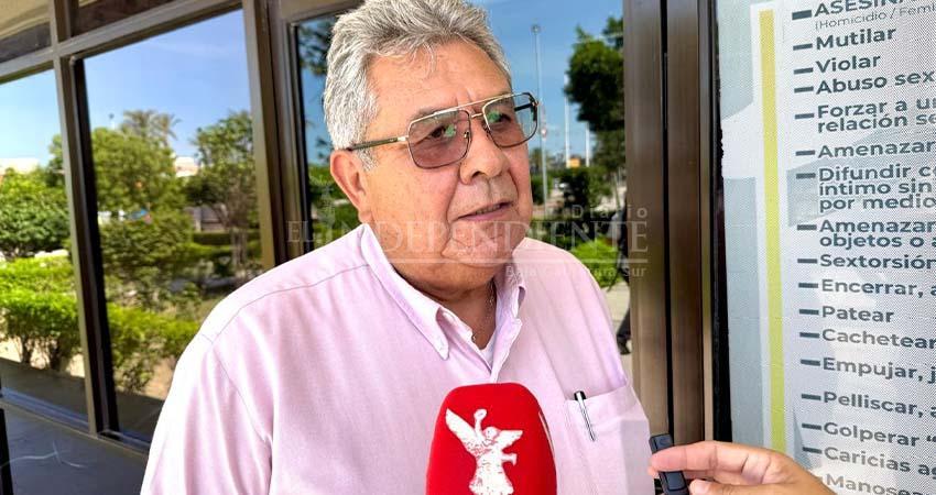 Llega “profe Chema” a la Subsecretaría de Enlace Legislativo