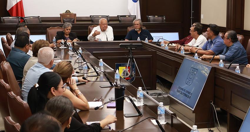 Llama el gobernador Castro Cosío a fortalecer la educación con sentido humano