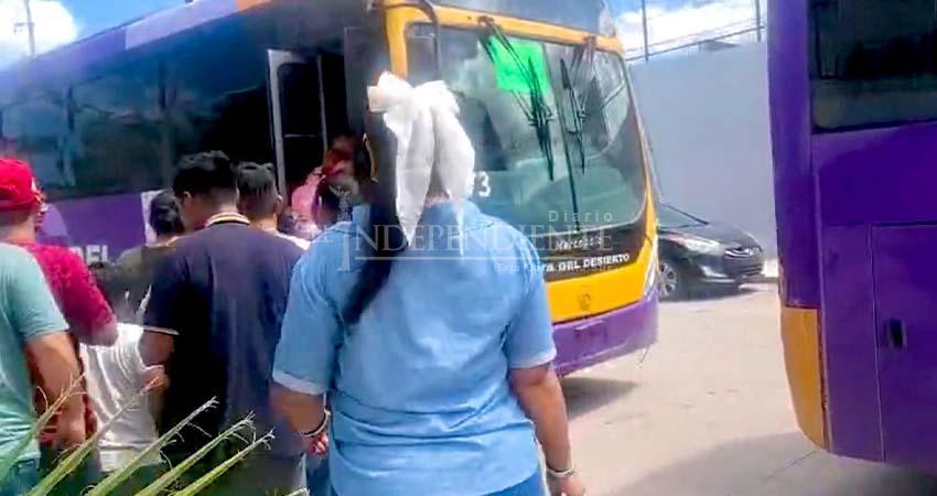 Oposición acusa a gobernador Castro Cosío supuestos acarreos durante la visita presidencial