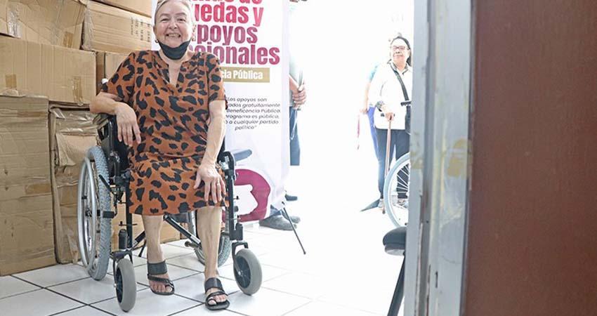 Gobierno Estatal beneficia a más de 360 personas con sillas de ruedas y apoyos de movilidad
