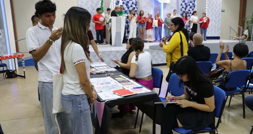 UABCS celebró su DELE Fest 2025, dedicado a la promoción de lenguas extranjeras