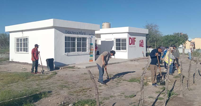 Servicios Públicos Municipales realiza trabajos de mantenimiento en DIF Las Pocitas