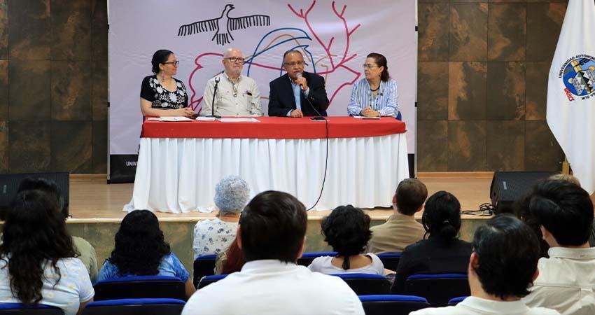 Celebran actividades del Primer Encuentro Internacional sobre Filosofía del Arte Rupestre en la UABCS