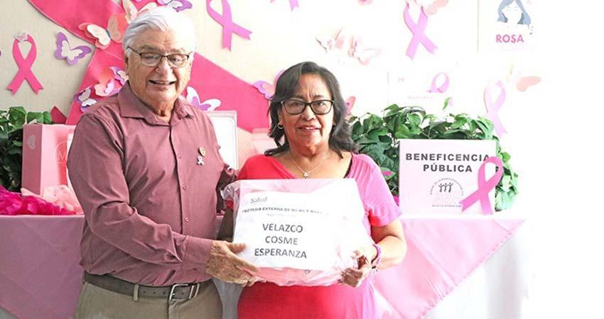 Entrega el Gobierno Estatal prótesis a mujeres sobrevivientes de cáncer de mama