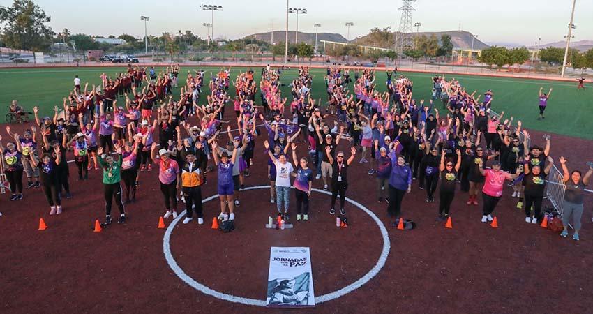 Fomenta Milena Quiroga lucha contra la violencia de género con actividades deportivas