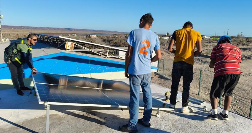 Kioscos solares de ONG ampliarán su red en dos comunidades rurales serranas de BCS